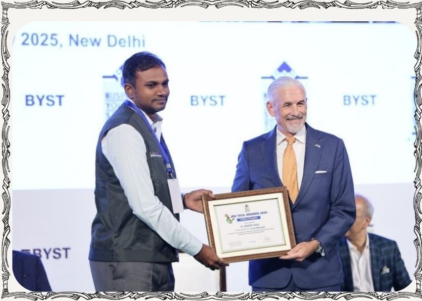 Jagadeesh Palraj receiving Green Ambassador Award — JRD Tata Awards, New Delhi 2025